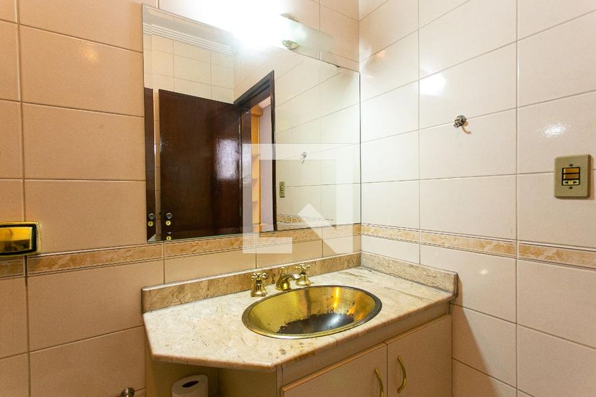 Casa, 3 quartos, 245 m² - Foto 55