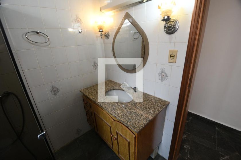 Casa à Venda - Taquaral, 4 Quartos,  157 m2 em , Campinas - sp | SoloBR