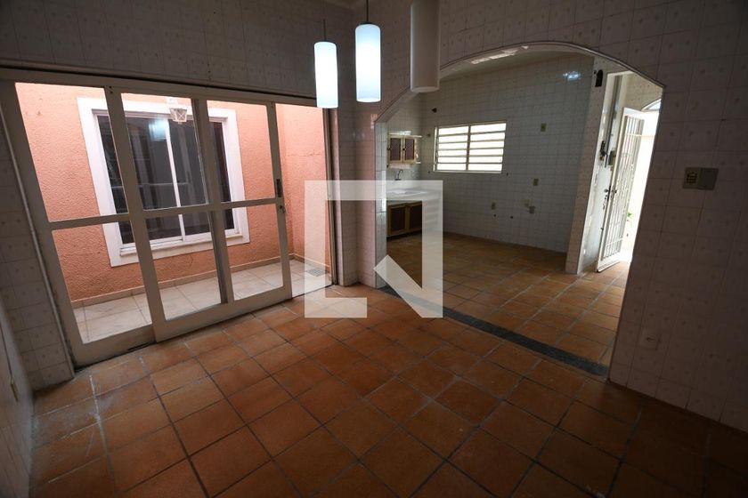Casa à Venda - Taquaral, 4 Quartos,  157 m2 em , Campinas - sp | SoloBR