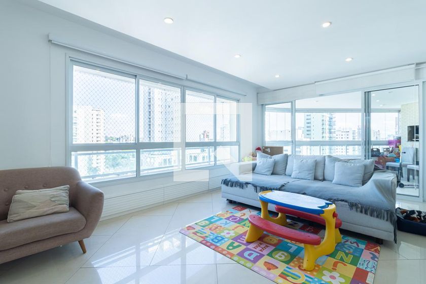 Apartamento, 3 quartos, 158 m² - Foto 1