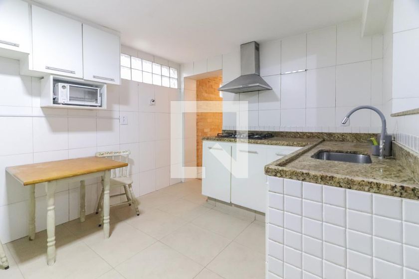 Casa, 3 quartos, 240 m² - Foto 95