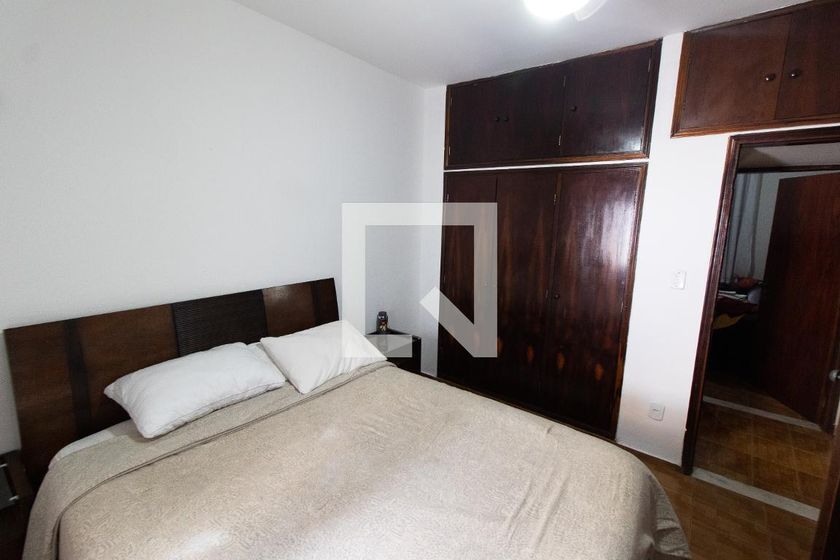 Casa à Venda - Jardim Flamboyant, 3 Quartos,  250 m2 em , Campinas - sp | SoloBR