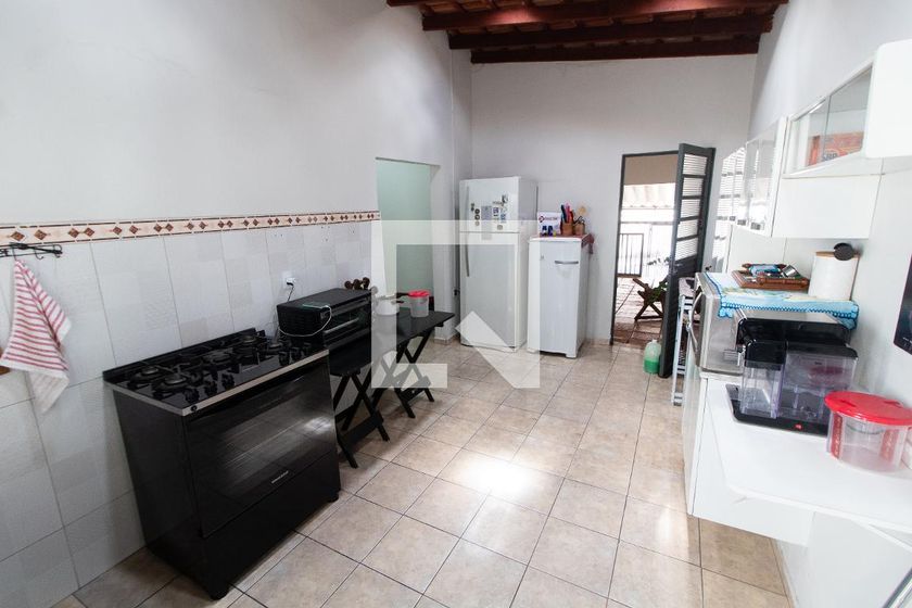 Casa à Venda - Jardim Flamboyant, 3 Quartos,  250 m2 em , Campinas - sp | SoloBR