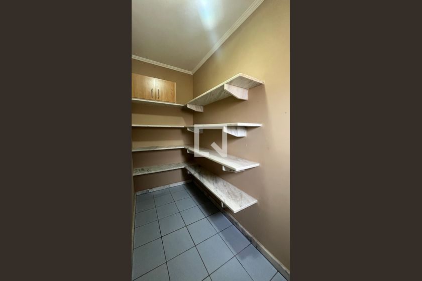 Casa à Venda - Mansões Santo Antônio, 5 Quartos,  407 m2 em , Campinas - sp | SoloBR