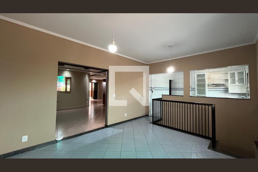 Casa à Venda - Mansões Santo Antônio, 5 Quartos,  407 m2 em , Campinas - sp | SoloBR