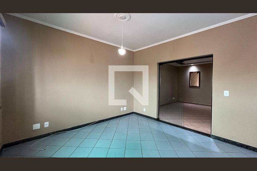 Casa à Venda - Mansões Santo Antônio, 5 Quartos,  407 m2 em , Campinas - sp | SoloBR