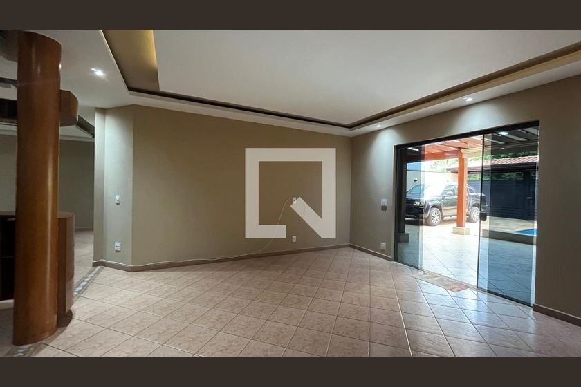 Casa à Venda - Mansões Santo Antônio, 5 Quartos,  407 m2 em , Campinas - sp | SoloBR