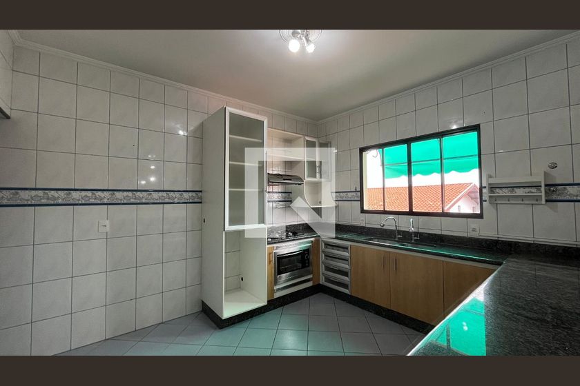 Casa à Venda - Mansões Santo Antônio, 5 Quartos,  407 m2 em , Campinas - sp | SoloBR