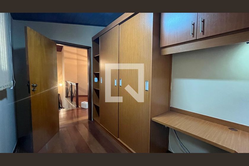 Casa à Venda - Mansões Santo Antônio, 5 Quartos,  407 m2 em , Campinas - sp | SoloBR