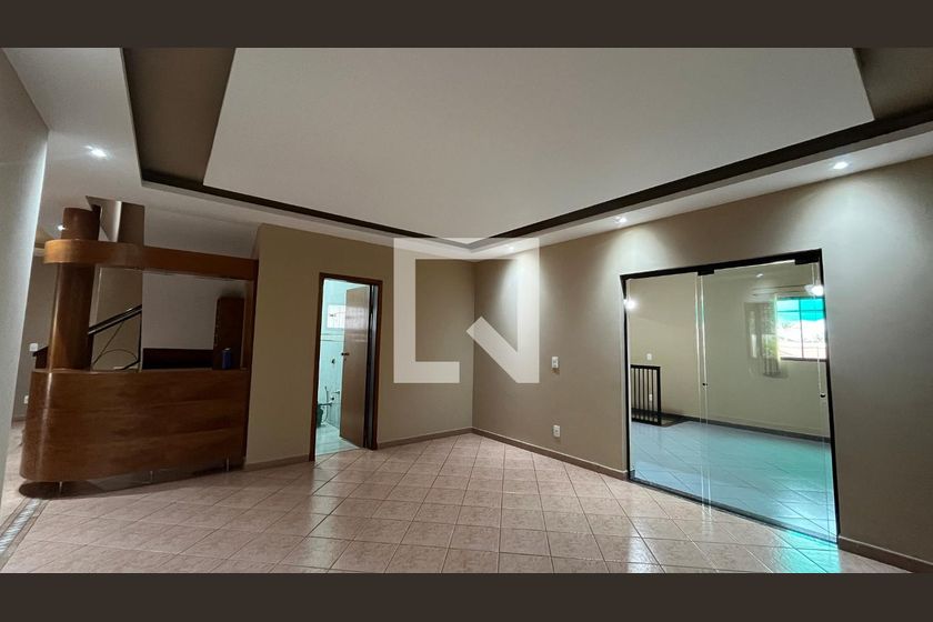 Casa à Venda - Mansões Santo Antônio, 5 Quartos,  407 m2 em , Campinas - sp | SoloBR