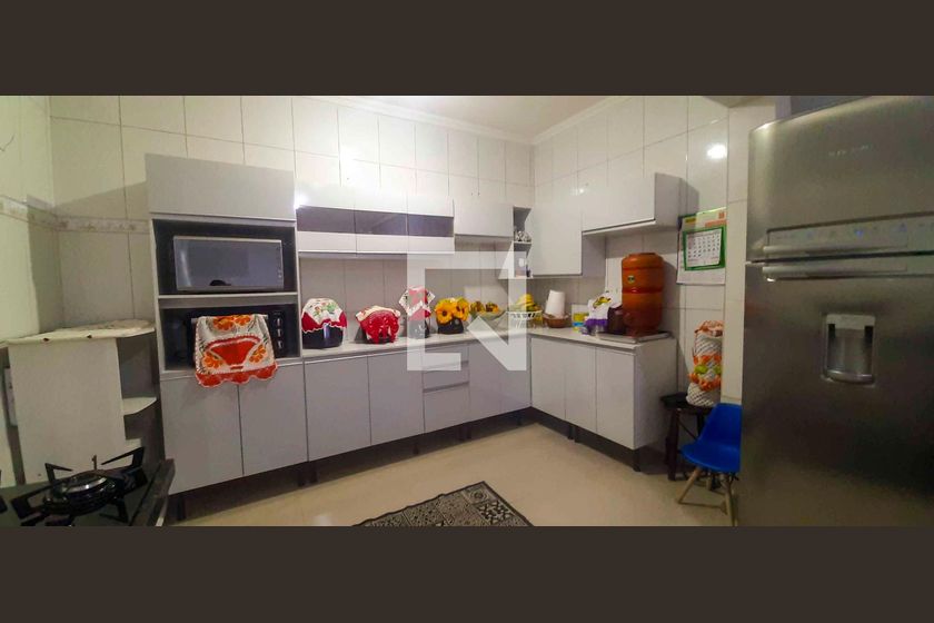 Casa, 4 quartos, 231 m² - Foto 51