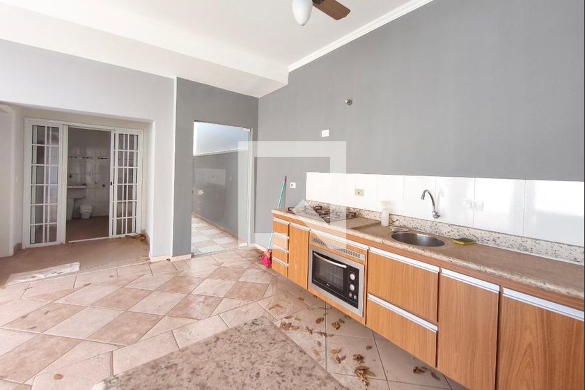 Casa à Venda - Parque Prado, 4 Quartos,  334 m2 em , Campinas - sp | SoloBR
