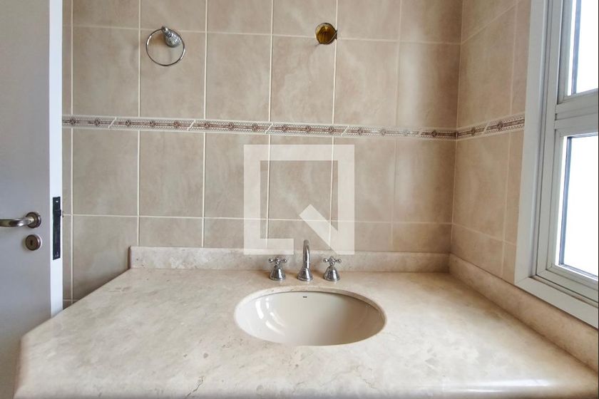 Casa à Venda - Parque Prado, 4 Quartos,  334 m2 em , Campinas - sp | SoloBR