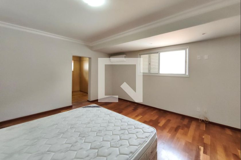 Casa à Venda - Parque Prado, 4 Quartos,  334 m2 em , Campinas - sp | SoloBR