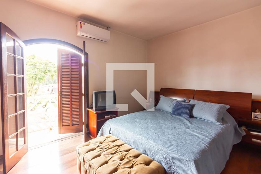 Casa, 4 quartos, 262 m² - Foto 49