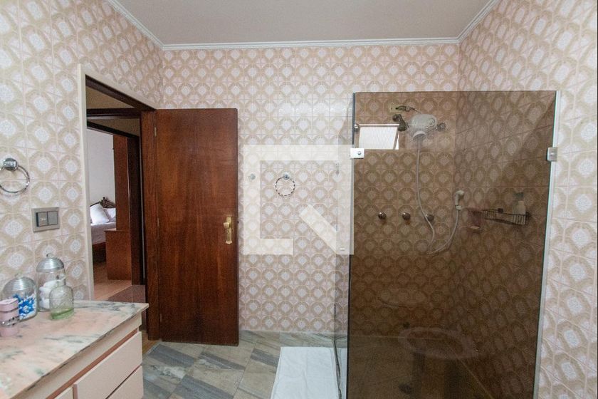 Casa, 3 quartos, 259 m² - Foto 47