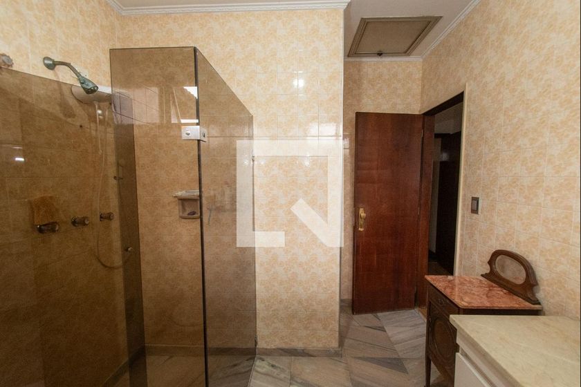 Casa, 3 quartos, 259 m² - Foto 61