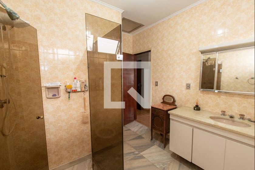 Casa, 3 quartos, 259 m² - Foto 63