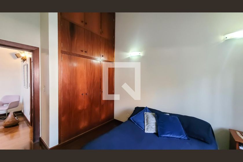 Casa à Venda - Mansões Santo Antônio, 4 Quartos,  350 m2 em , Campinas - sp | SoloBR