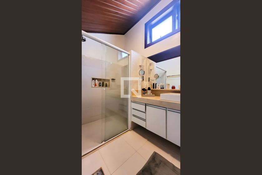 Casa à Venda - Mansões Santo Antônio, 4 Quartos,  350 m2 em , Campinas - sp | SoloBR
