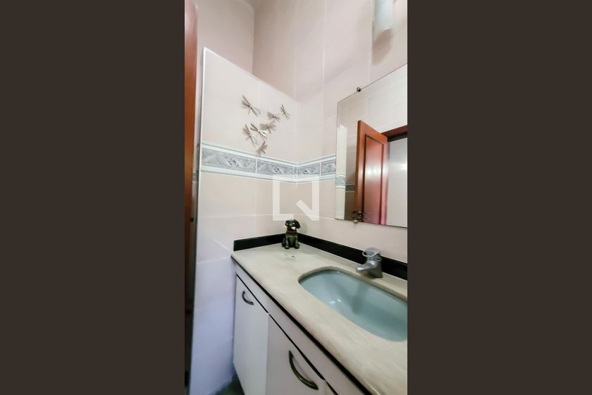 Casa à Venda - Mansões Santo Antônio, 4 Quartos,  350 m2 em , Campinas - sp | SoloBR