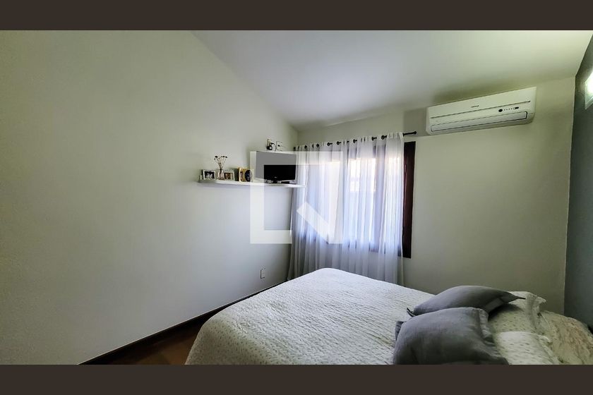 Casa à Venda - Mansões Santo Antônio, 4 Quartos,  350 m2 em , Campinas - sp | SoloBR