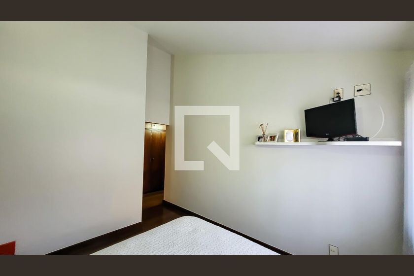Casa à Venda - Mansões Santo Antônio, 4 Quartos,  350 m2 em , Campinas - sp | SoloBR