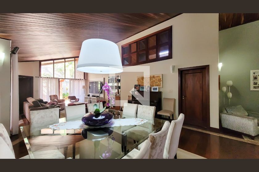 Casa à Venda - Mansões Santo Antônio, 4 Quartos,  350 m2 em , Campinas - sp | SoloBR