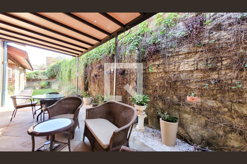 Casa à Venda - Mansões Santo Antônio, 4 Quartos,  350 m2 em , Campinas - sp | SoloBR