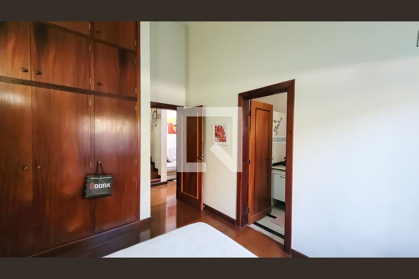 Casa à Venda - Mansões Santo Antônio, 4 Quartos,  350 m2 em , Campinas - sp | SoloBR
