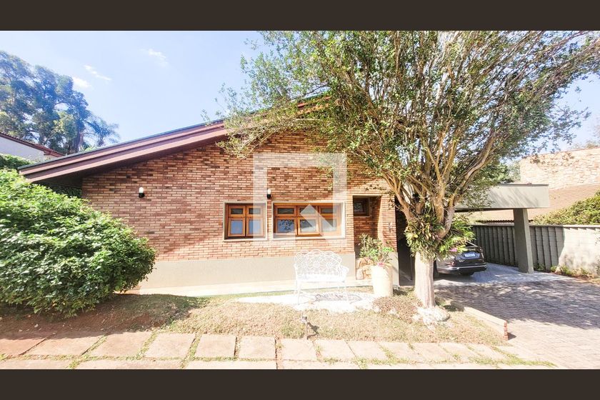 Casa à Venda - Mansões Santo Antônio, 4 Quartos,  350 m2 em , Campinas - sp | SoloBR