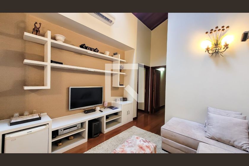 Casa à Venda - Mansões Santo Antônio, 4 Quartos,  350 m2 em , Campinas - sp | SoloBR