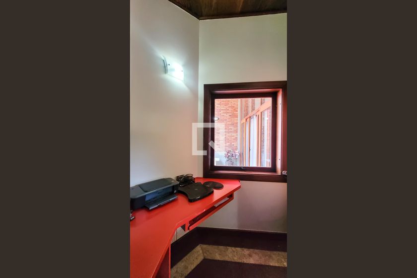 Casa à Venda - Mansões Santo Antônio, 4 Quartos,  350 m2 em , Campinas - sp | SoloBR
