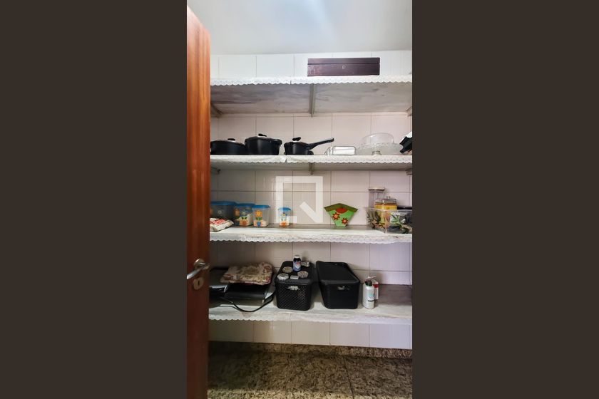Casa à Venda - Mansões Santo Antônio, 4 Quartos,  350 m2 em , Campinas - sp | SoloBR