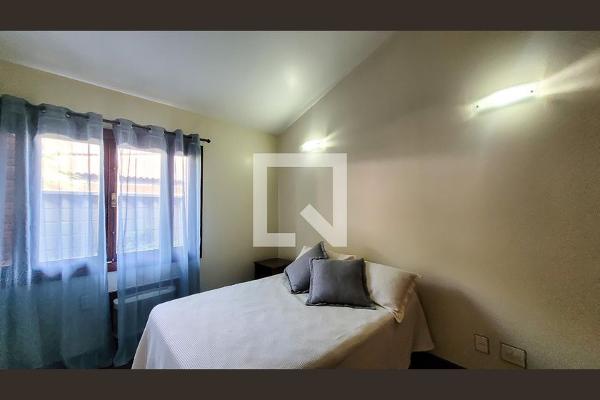 Casa à Venda - Mansões Santo Antônio, 4 Quartos,  350 m2 em , Campinas - sp | SoloBR