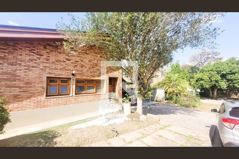 Casa à Venda - Mansões Santo Antônio, 4 Quartos,  350 m2 em , Campinas - sp | SoloBR