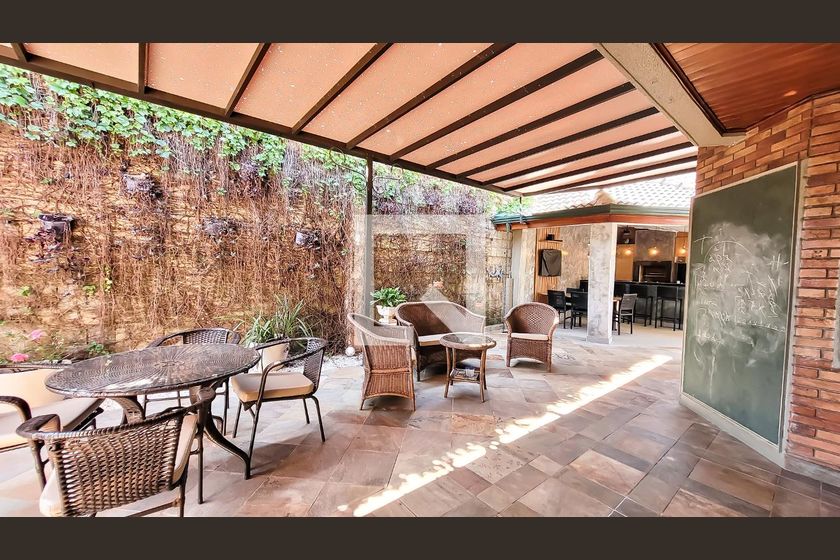 Casa à Venda - Mansões Santo Antônio, 4 Quartos,  350 m2 em , Campinas - sp | SoloBR