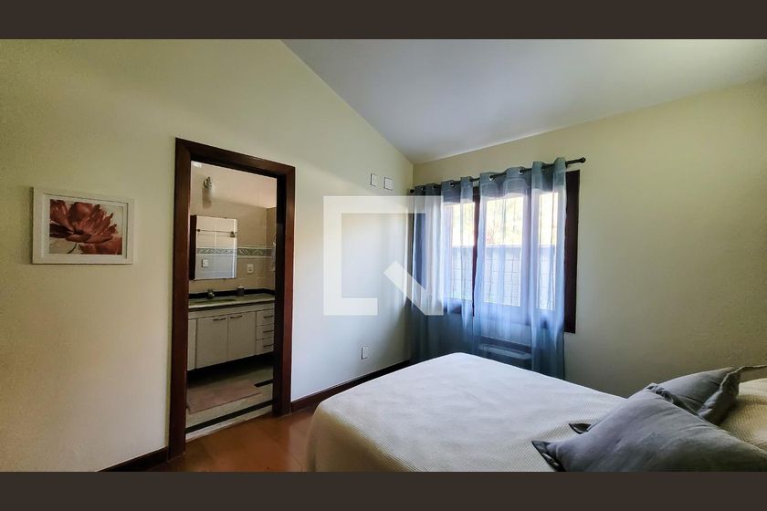 Casa à Venda - Mansões Santo Antônio, 4 Quartos,  350 m2 em , Campinas - sp | SoloBR