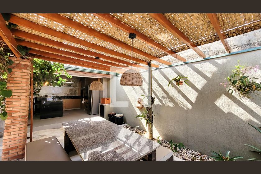 Casa à Venda - Mansões Santo Antônio, 4 Quartos,  350 m2 em , Campinas - sp | SoloBR