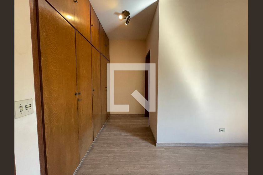 Casa, 3 quartos, 243 m² - Foto 48