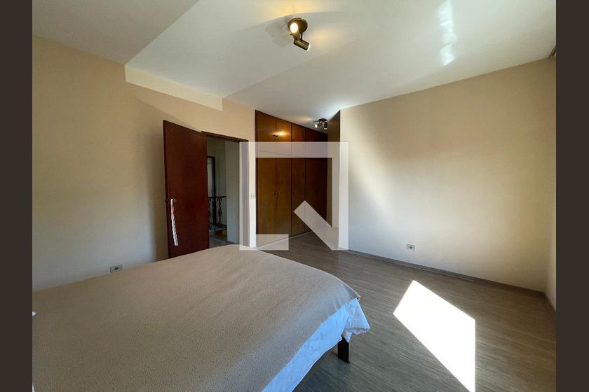 Casa, 3 quartos, 243 m² - Foto 46