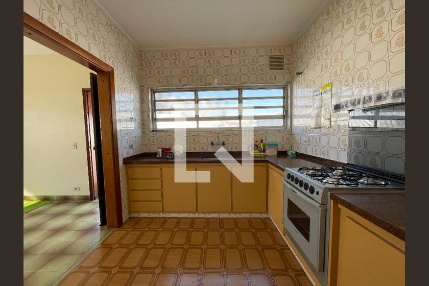 Casa, 3 quartos, 243 m² - Foto 80