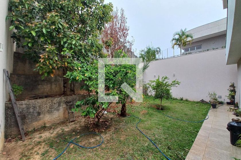 Casa à Venda - Swiss Park, 4 Quartos,  323 m2 em , Campinas - sp | SoloBR