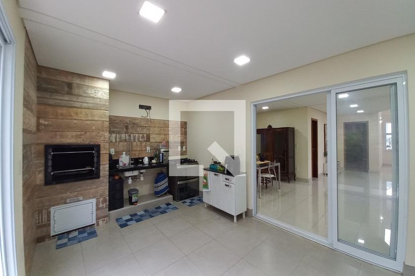 Casa à Venda - Swiss Park, 4 Quartos,  323 m2 em , Campinas - sp | SoloBR