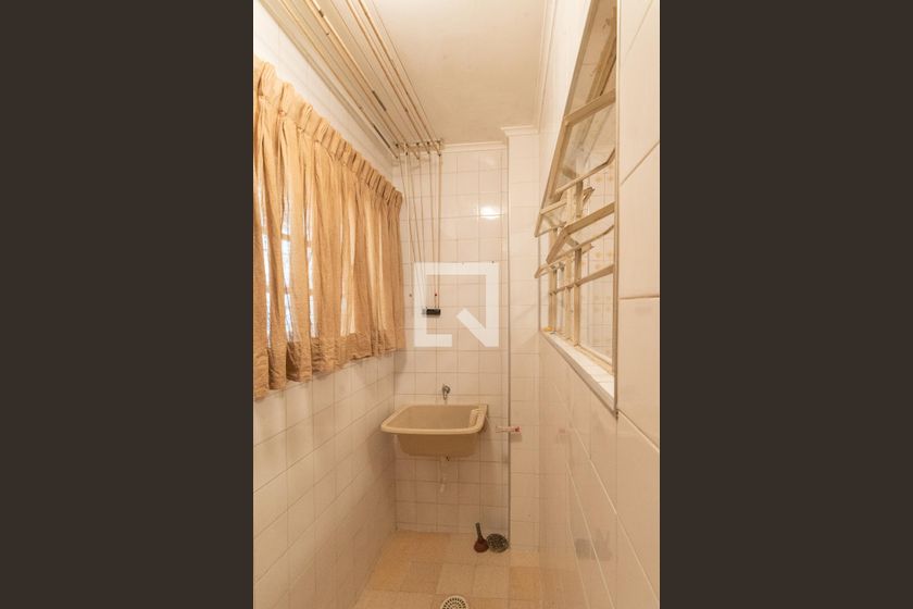 Apartamento à Venda - Centro, 1 Quarto,  52 m2 em , Campinas - sp | SoloBR