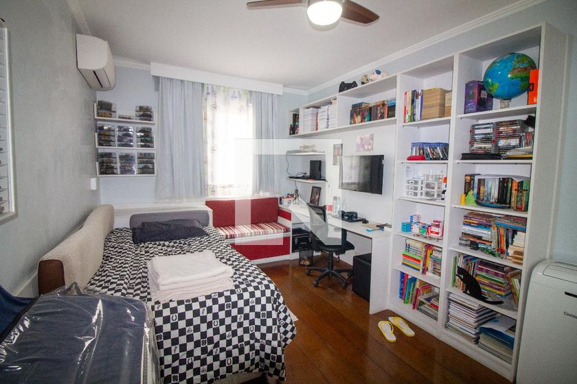 Casa, 4 quartos, 242 m² - Foto 40