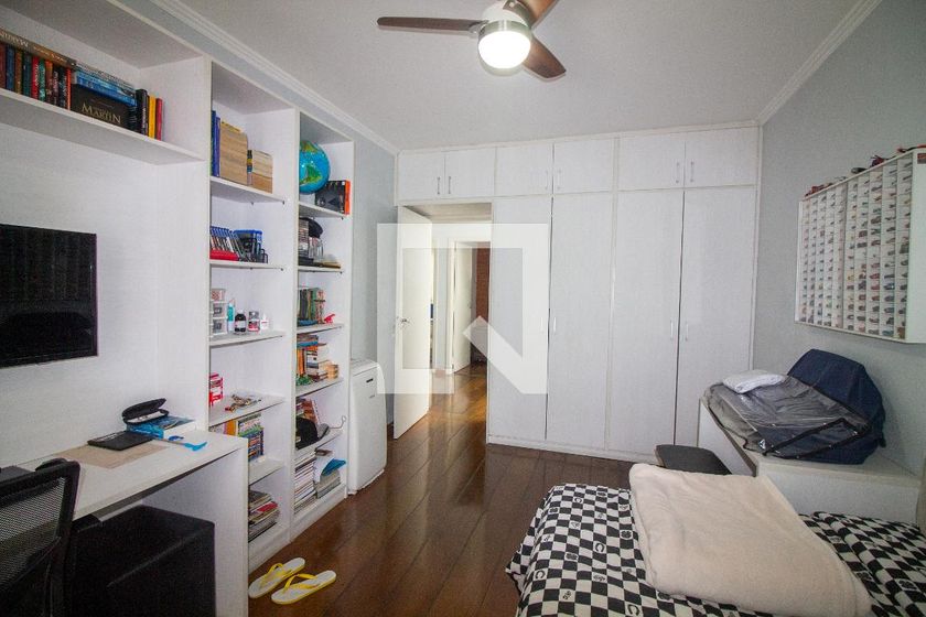 Casa, 4 quartos, 242 m² - Foto 44