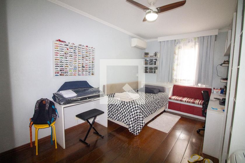 Casa, 4 quartos, 242 m² - Foto 38