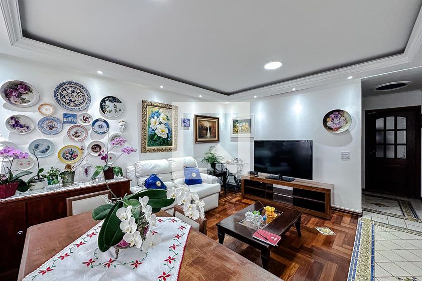 Casa, 6 quartos, 238 m² - Foto 1