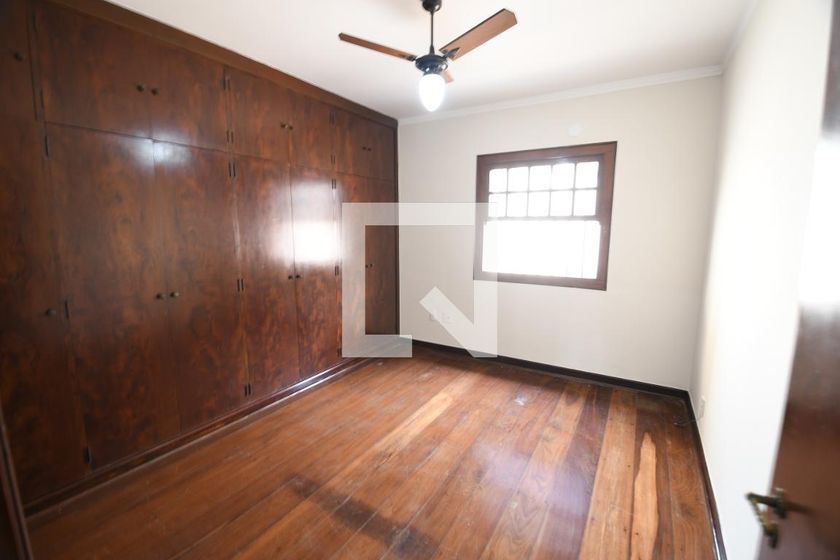 Casa à Venda - Barão Geraldo - Centro, 4 Quartos,  270 m2 em , Campinas - sp | SoloBR